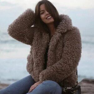 Zara Soft Fluffy Faux Fur Teddy Coat Jacket Tan Beige Brown Blogger Fav Size XS